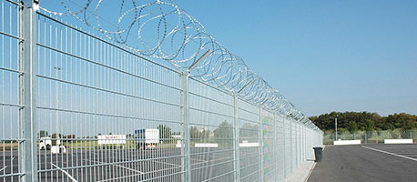 airport panel fencing