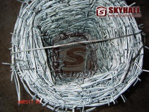 barbed wire coil (Cheap Fencing – Choices for Cheap Fencing)
