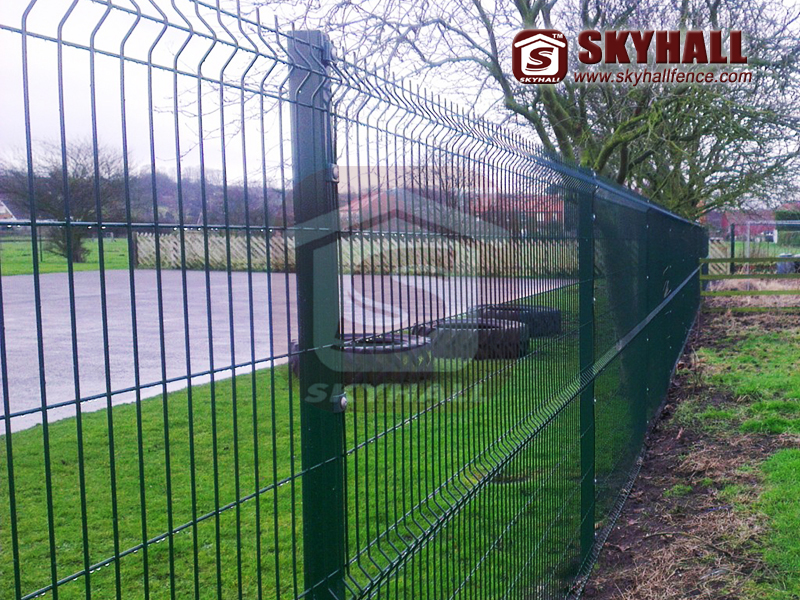 welded mesh security fencing